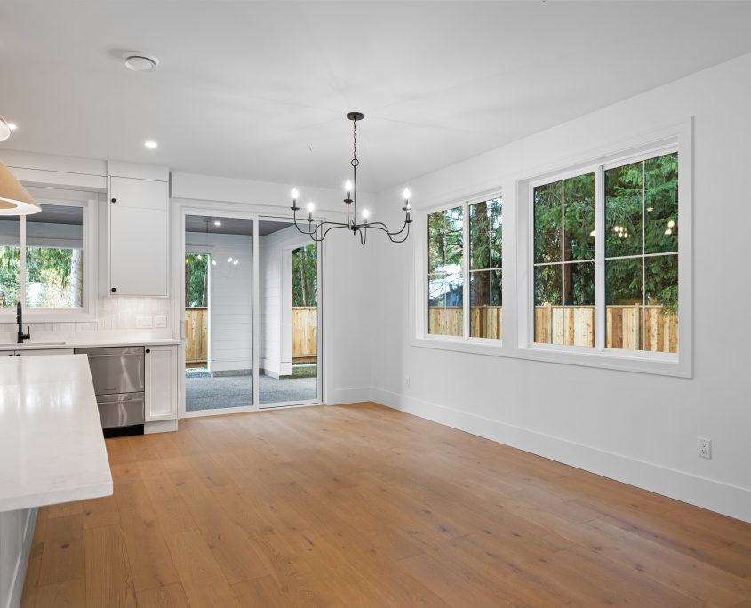 Shorewood Web Size-10