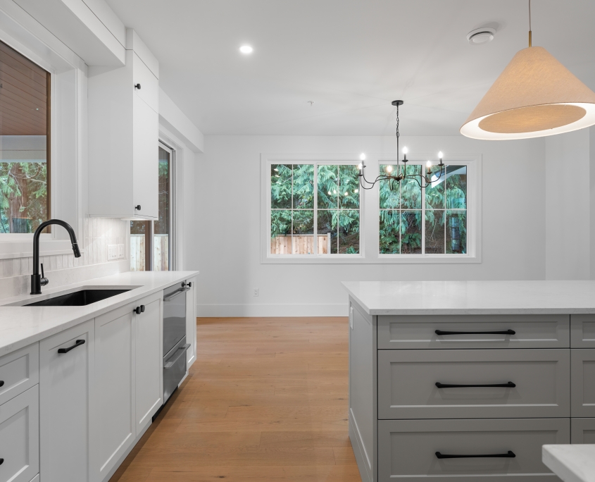 Shorewood Web Size-11