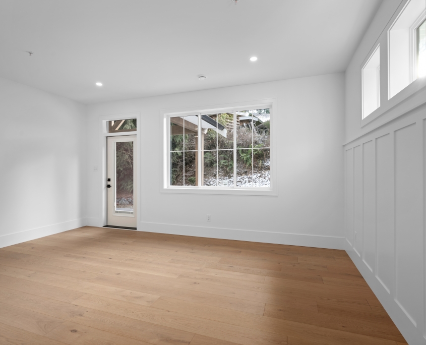 Shorewood Web Size-16