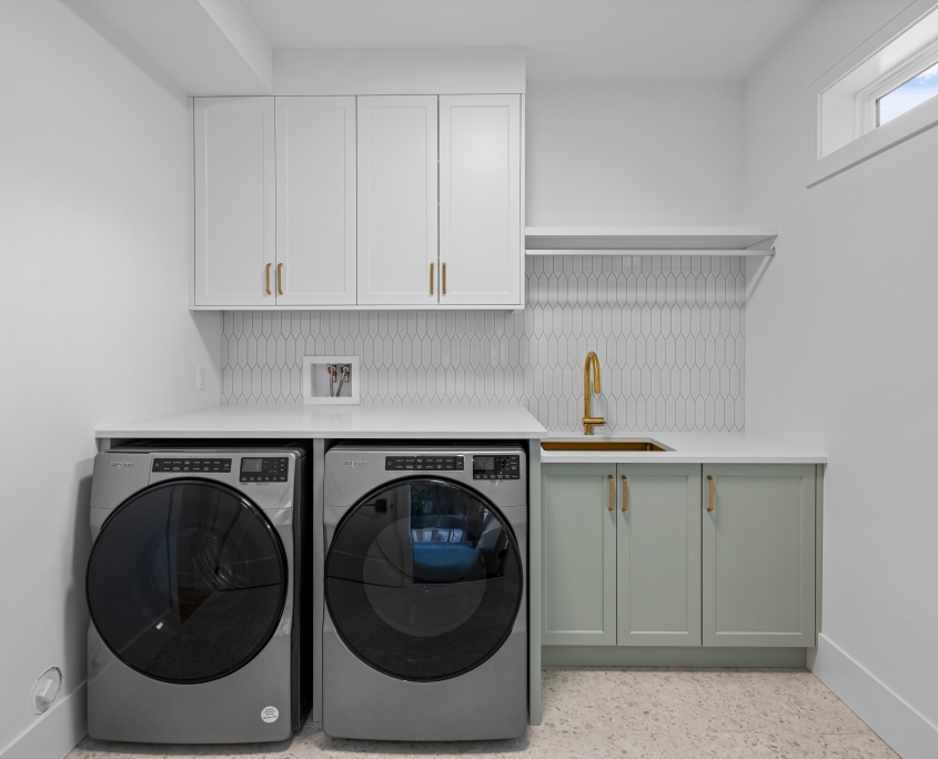 Shorewood Web Size-22