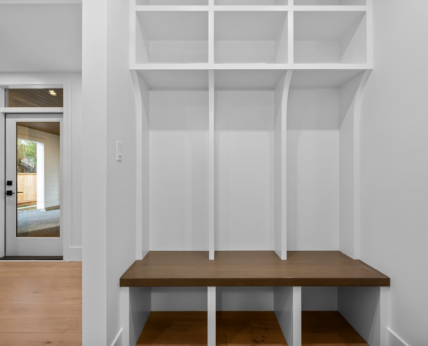 Shorewood Web Size-24