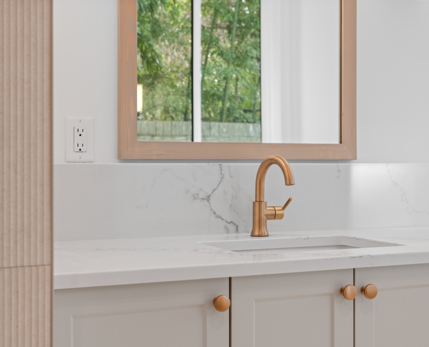 Shorewood Web Size-44